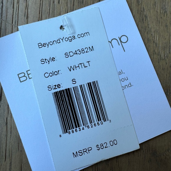 Beyond Yoga Maternity top - Picture 4 of 5